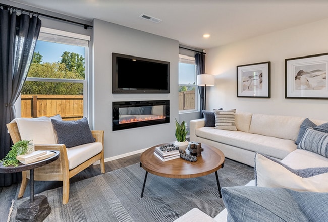 Building Photo - Day Break Dream Home