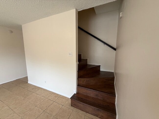 Building Photo - 110 Merlin Rd