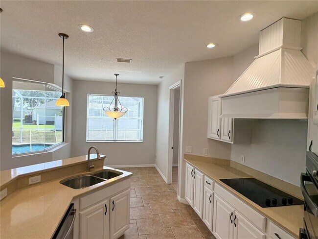 Building Photo - 2910 122nd Terrace E