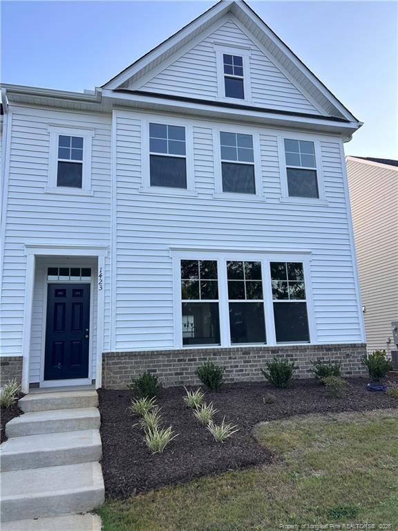 Front - 1423 Goldsboro Ave