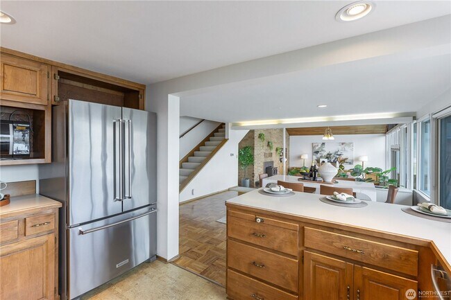 Building Photo - 4Bd/1.75Ba Seattle Home