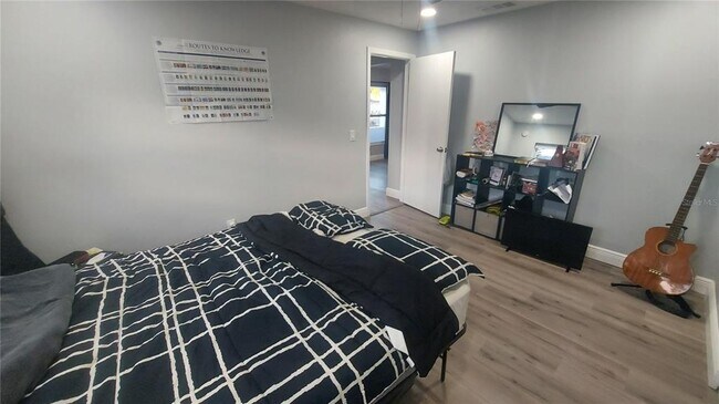 Building Photo - 1811 Forest Dr