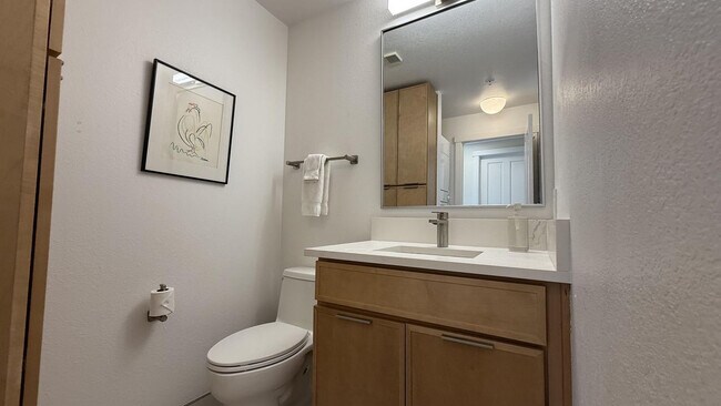 Building Photo - 113 Lost Creek Ln