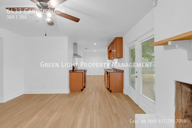 Building Photo - 6433 Carousel Dr