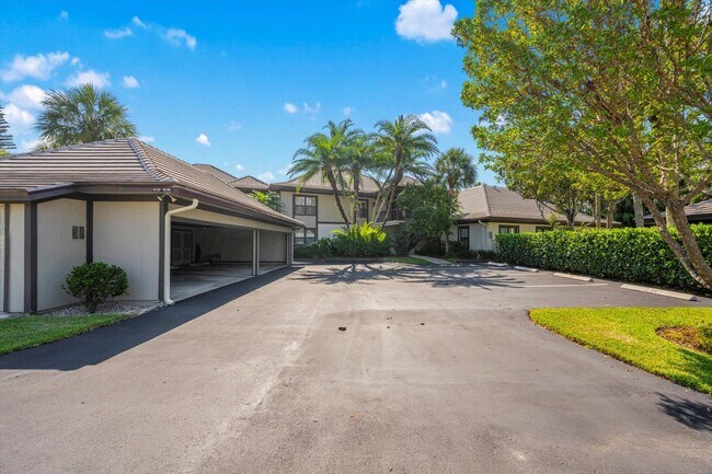 Building Photo - 13244 Polo Club Rd