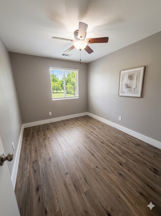 Building Photo - 12611 Ashford Meadow Dr