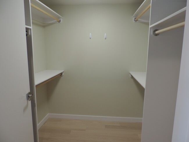 Building Photo - 476 Enterprise Blvd