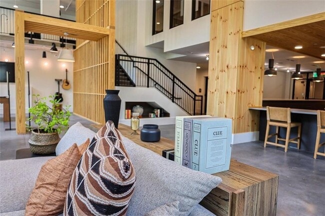 Building Photo - 1330 Fairmont Ave NW