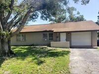 Building Photo - 2/2/1 Single Family Home Available NOW!