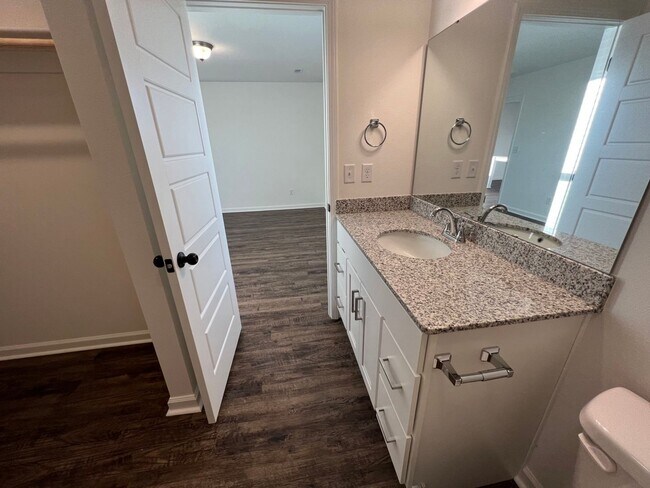 Building Photo - New Beginnings Start with AMRR: 3 Bedroom ready for move in!