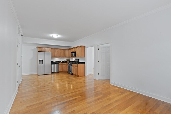 Building Photo - 85 Broadway