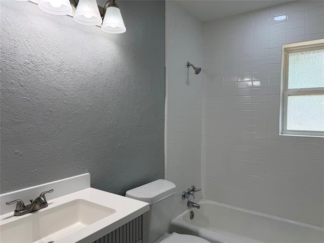 Building Photo - 2511 Normont Cir