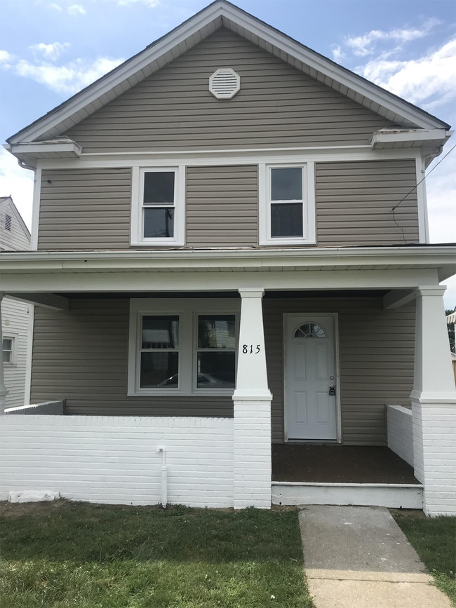 Building Photo - 815 Broadway Blvd