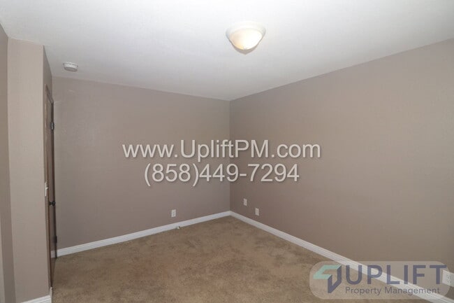 Building Photo - 15436 Las Manzanitas Rd