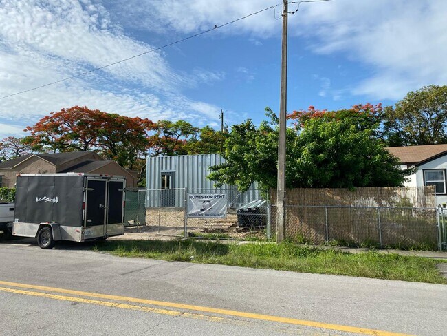 Building Photo - 790 NW 64th St