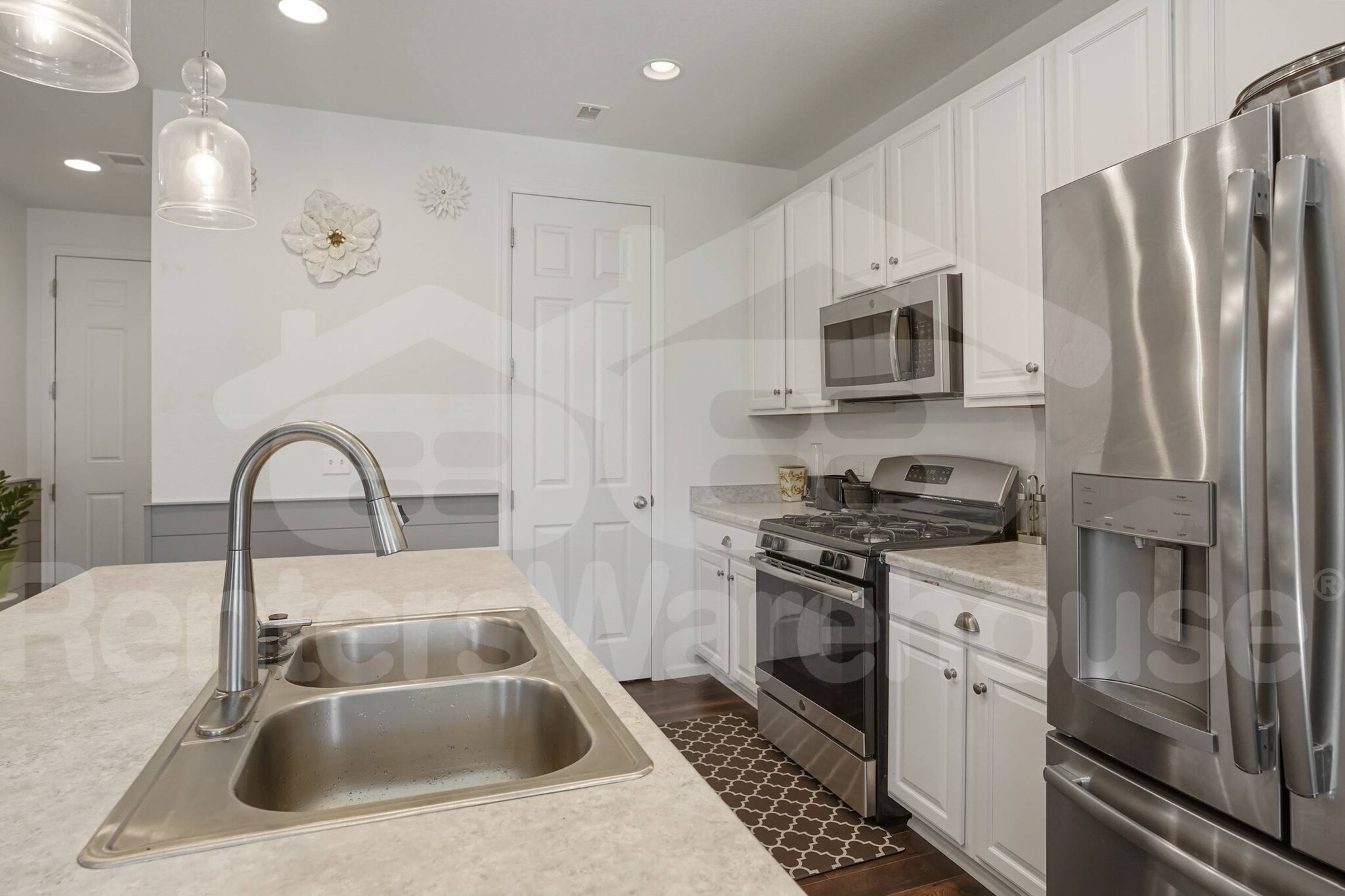 Building Photo - 22150 E Mansfield Pl