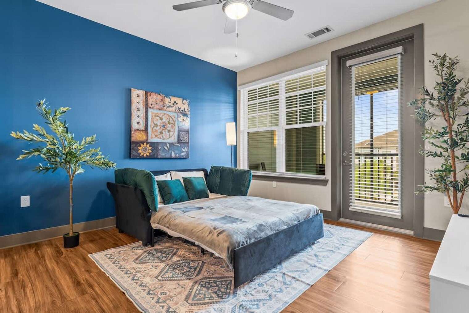 Building Photo - 9360 Vintage Hills Way