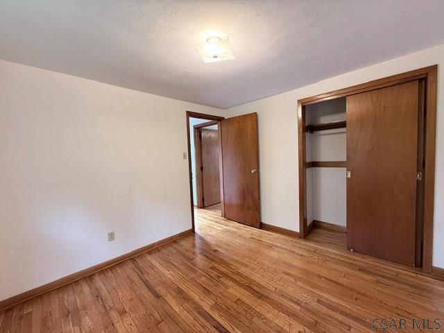 Building Photo - 927 East Ave
