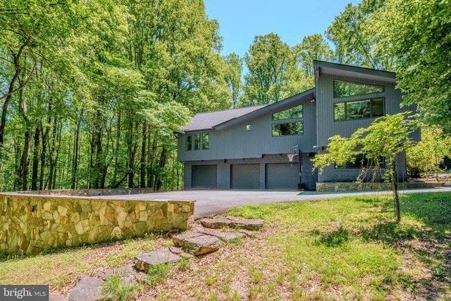 Building Photo - 10808 Nicholsridge Rd