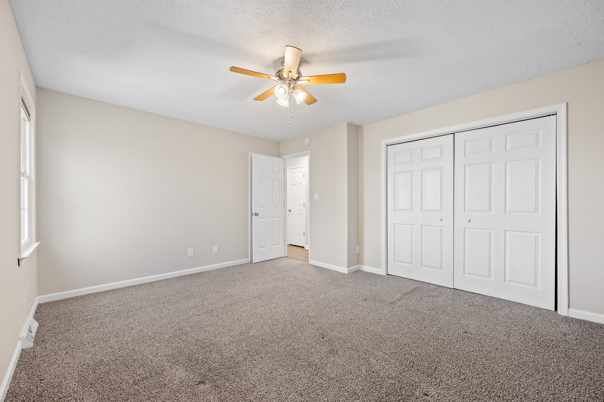 Building Photo - 117 Settlement Dr