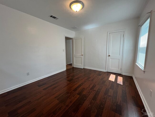 Building Photo - 3295 Marques St