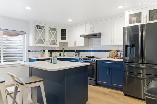 Building Photo - 193 N 300 E