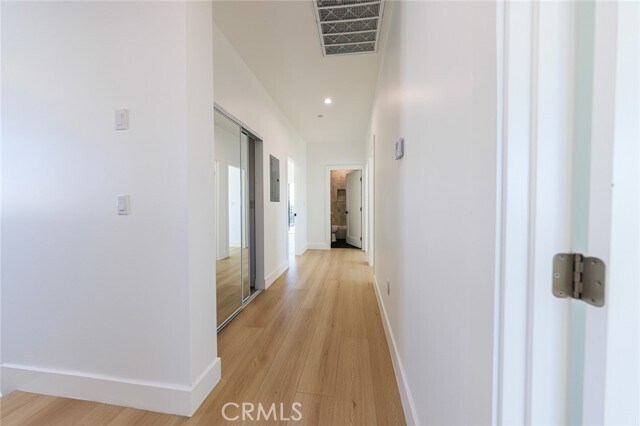 Building Photo - 2426 S West View St