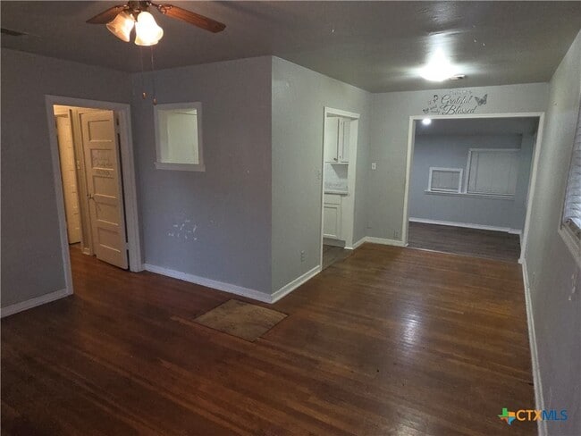 Building Photo - 921 Duval Ct