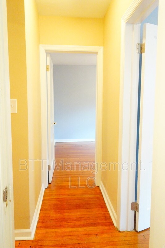 Building Photo - 8007 Garland Ave