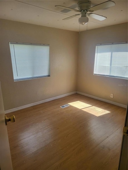 Building Photo - 1634 Dolphin Dr