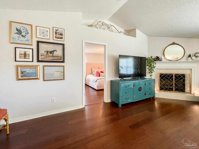 Building Photo - 1216 Benning Pl