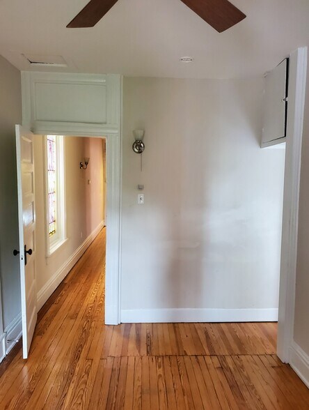 Building Photo - 2111 Hanover Ave