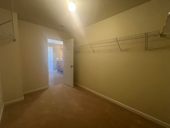 Building Photo - 3625 Galloway Ln