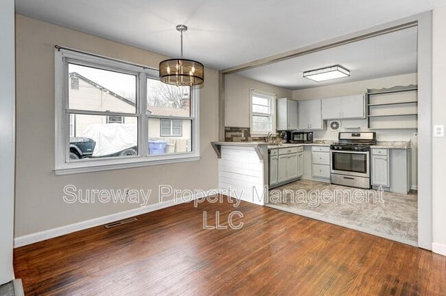 Building Photo - 55 Nassau Rd