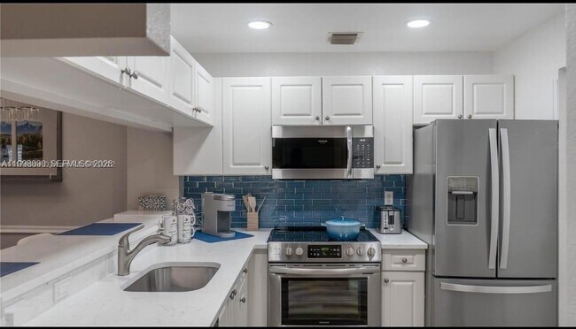Building Photo - 2916 Tuscany Ct