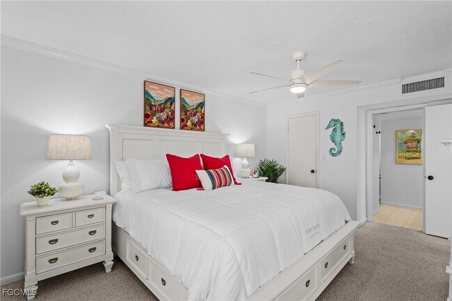 Building Photo - 9415 Gulf Shore Dr