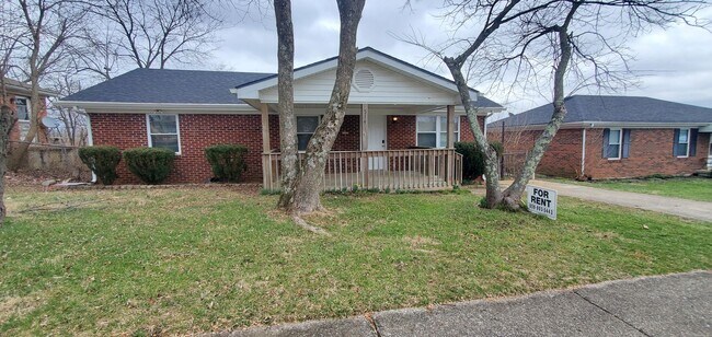 Building Photo - 514 Foxwood Dr