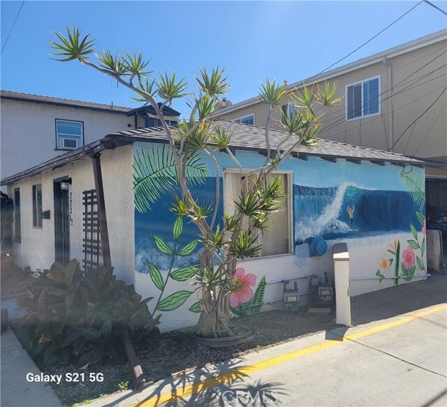 Building Photo - 223 32nd St