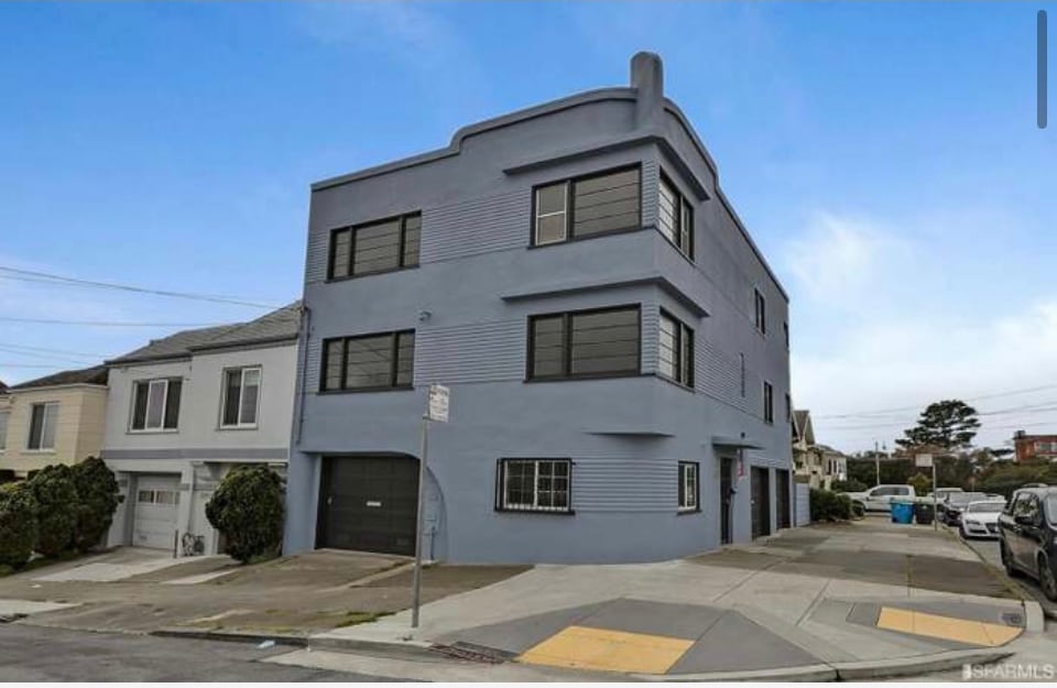 Building Photo - 1101 Rivera St