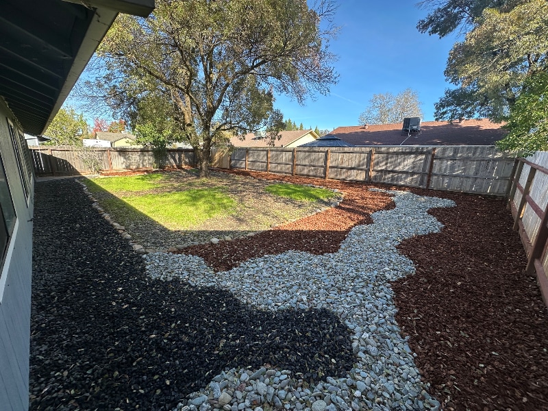 Building Photo - 1917 Trumpet Dr