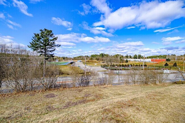 Building Photo - 5 Aegis Dr