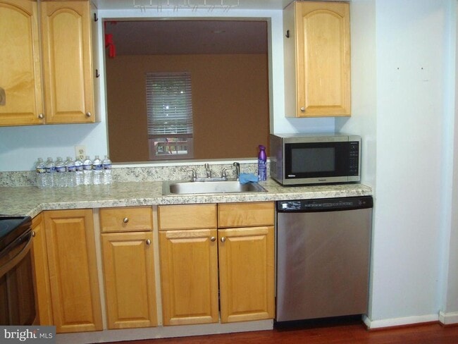 Building Photo - 18924 Birdseye Dr