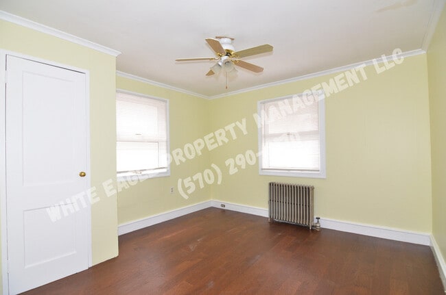 Building Photo - 319 Front St