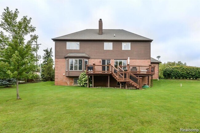 Building Photo - 51341 Park Pl Dr