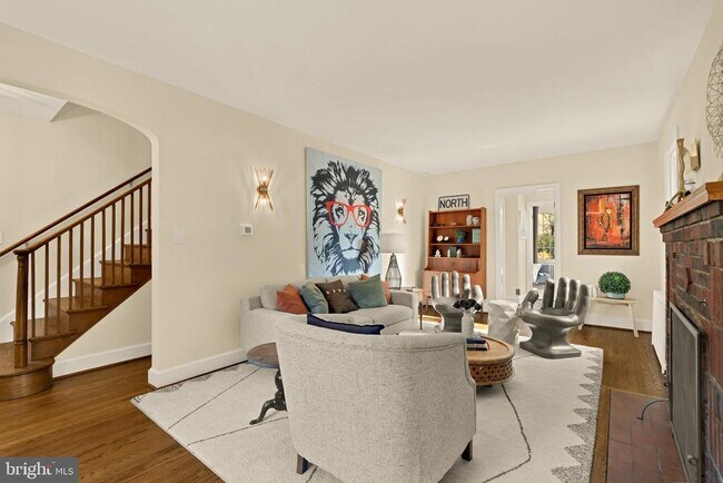 Building Photo - 6403 40th Ave