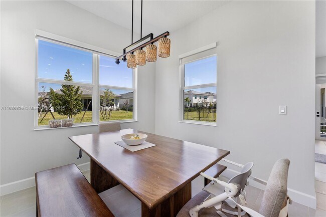 Building Photo - 14458 Spruce Pne Dr