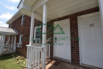 Building Photo - Move-in Special! Limited-Time Leasing Offer