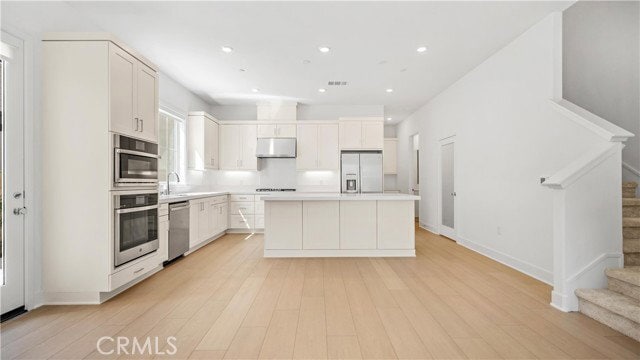 Building Photo - 110 Scoville