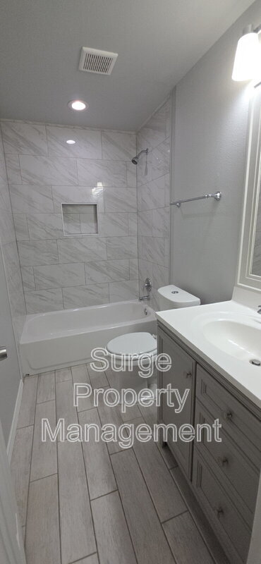 Building Photo - 9108 Lanham St