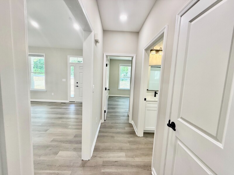 Building Photo - 28987 Lockes Hill Rd